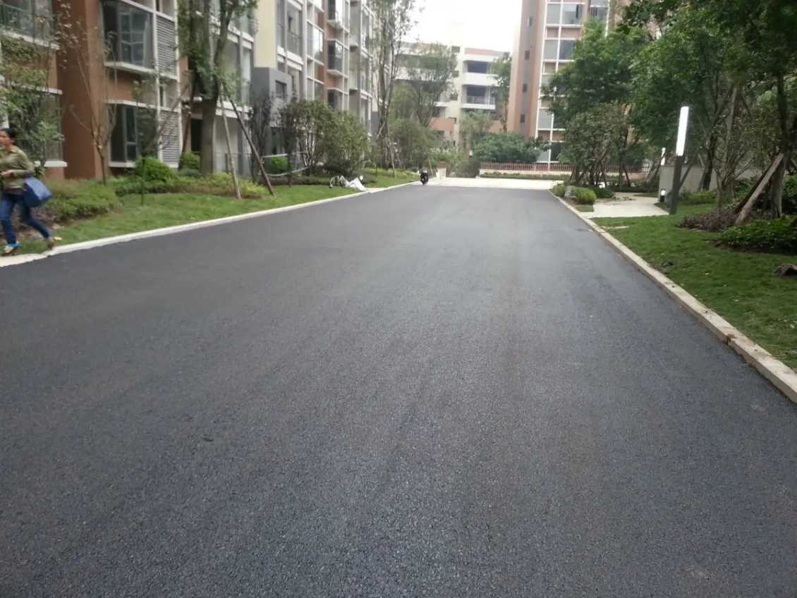 武汉沥青道路施工的养护方法